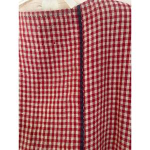 Vestido de Lino PADMA - Elegante Vestido Halter con Corte Imperio, Largo hasta el Suelo, Ajuste Holgado, Transpirable, con Estampado a Cuadros Carmesí, Ideal para Fiestas Diurnas, Graduaciones y Eventos Formales de Primavera - Product Image 4