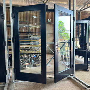 Puertas de entrada de hierro forjado de lujo Diseños elegantes a prueba de agua Fuerza Seguridad Tamaño personalizado Garantía de 3 años Atemporal - Product Image 1