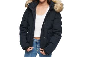 Vêtement pour femmes en gros, logo personnalisé, manteau à bulles, vêtements d'hiver pour femmes, doudoune de qualité supérieure - Product Image 2