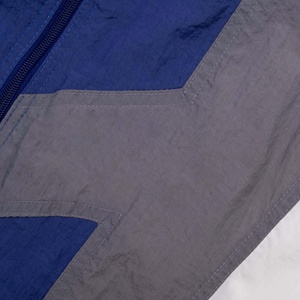 Chaquetas a prueba de viento personalizadas para hombres, ropa de calle, chaqueta cortavientos de gran tamaño con cremallera de poliéster Vintage para hombres - Product Image 5