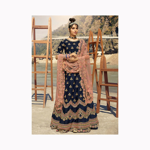 Qualité Tendance Beau Designer Lehenga Avec Top et Dupatta Ensemble Avec Broderie Travail Georgette Tissu au Prix de Gros - Product Image 6