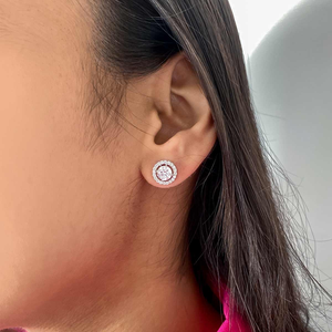 ต่างหูเม็ดเดี่ยวประดับเพชรทรงกลมตัดรัศมี10K สำหรับผู้หญิงต่างหูเพชรเม็ดเดี่ยวแบบคลาสสิกประกายของขวัญที่สมบูรณ์แบบสำหรับเธอ - Product Image 1