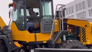 Chargeuse sur pneus d'occasion 956L de fabrication chinoise, moteur Weichai, vérin hydraulique Eaton, pompe à engrenages, moteur, boîte de vitesses courte - Product Image 2