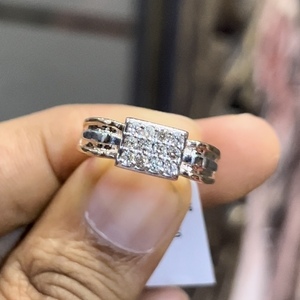 แหวนเพชรสุดหรูสีทอง14K & 18K เหมาะสำหรับงานแต่งงานครบรอบหรืองานหมั้น - Product Image 1