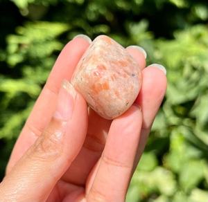 Wholesale Premium Polished Sunstone Tumbled Gemstone <b>Crystals</b> <b>Feng</b> <b>Shui</b> Carvings for Reiki Meditation Crafts Home Decoration - Product Image 4