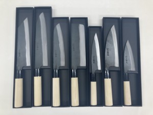 HIDARI YORIMITSU SUJ2 núcleo de acero al carbono revestido de acero inoxidable cuchillo Bunka 19cm hecho en Saga Pref. Alta calidad japonesa - Product Image 5