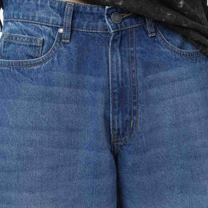 Shorts en jean légers pour homme, coupe contemporaine, style urbain décontracté, parfaits pour l'été - Product Image 5