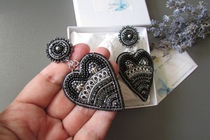 Pendientes Ovalados con Cuentas, Elegantes Pendientes Bohemios con Cuentas de Semillas, Joyería Ligera de Algodón Hecha a Mano, Diseño Creativo y Único - Product Image 4