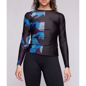Rashguard pour femmes en sublimation, créez votre propre équipement de fitness de compression, logo personnalisé, rashguard MMA pour femmes - Product Image 4