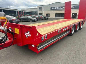 Redrock 24T Tri Axle Lowloader 23ft Flat/2ft Beaver & 8ft Rampas 235/75/17. Remolque agrícola de 5 ruedas para 24T Tri Axle Lowloader - Product Image 4