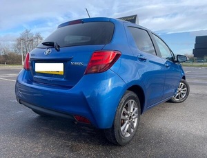 TOYOTA YARIS D'OCCASION CÔTÉ GAUCHE/CÔTÉ DROIT - Product Image 4