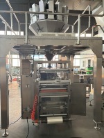 Machine de remplissage et d'emballage automatique multi-têtes 10-14 têtes en acier inoxydable avec pesage pour film/feuille, pour chips, snacks et frites extrudées