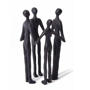 Figurine décorative en or pour homme Objet de table sculptural Pièce d'accent stylée pour bureau à domicile moderne Décoration de table et événementielle - Product Image 5