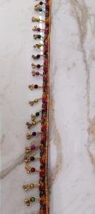 Bordes de encaje Zari hechos a mano adornados para saris y calidad de exportación de desgaste étnico disponible a granel con opciones personalizadas - Product Image 2