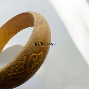 Bracelets en bois de créateur pour femmes élégantes-Look de boutique de bijoux naturels fabriqués à la main par Tradebyd - Product Image 4