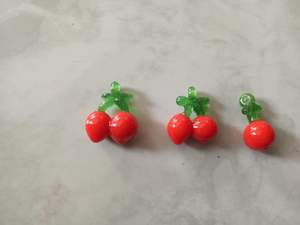 Cuentas de vidrio en forma de cereza hechas a medida, adecuadas para usar como colgantes, ideales para diseñadores de joyas para reventa - Product Image 4