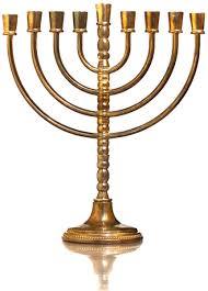 Silver Aluminium Menorah for Christmas Elegant and Durable Hanukkah Candelabrum - Product Image 4