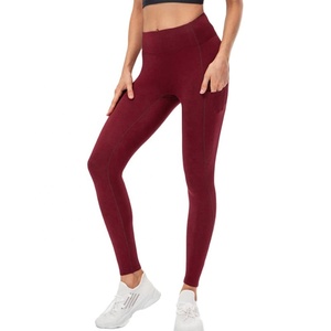 Leggings de sport et de yoga de haute qualité pour femmes, leggings à effet push-up fabriqués par Qasaab Gloves Company - Product Image 6