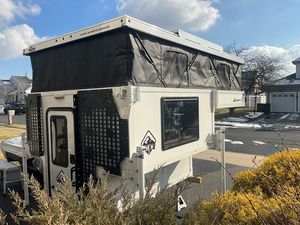 Mini Camper Deslizable de Aluminio Ligero para Camioneta 4x4 con Diseño Plegable, Impermeable, Capacidad de Carga de 1 Tonelada, Capacidad para 3 Personas - Product Image 3