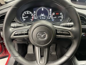 Limpio de segunda mano 2022 Mazd-a, paquete AWD 2.5L V4 S Select de 2. 0 - Product Image 4