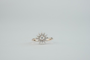 แหวนเพชรมอยส์ซอไนต์ทรงกลมตัด0.33กะรัตความชัดเจน VS1 IGI SGL สีโรสโกลด์ราคาขายส่ง - Product Image 3