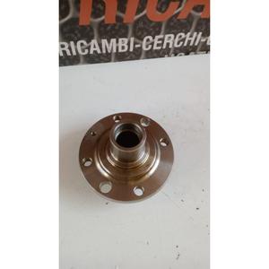 Moyeu de roue avant droit OPEL Kadett D (79>84) 704 - Product Image 3