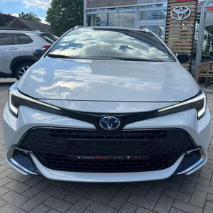 TOYOTA COROLLA 2,0l Hybride TS Teamplayer ACC Navi El. d'occasion 2024 H Édition allemande 179h-p - Product Image 1