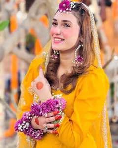 ชุดเครื่องประดับเจ้าสาวงานแต่งงาน ทำมือ หลายชั้น ประดับมุก ลายดอกไม้ กุหลาบ สร้อยคอ ต่างหู ติกก้า สร้อยข้อมือเข้าชุด สำหรับงานฮัลดี อิสลาม คุณภาพสูง - Product Image 1