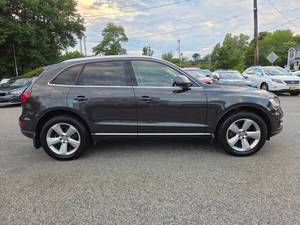 รถยนต์มือสอง Audi Q5 Hybrid 2.0T quattro Prestige AWD 2.0T quattro Prestige 4 ประตู SUV ปี 2014 สำหรับขาย - Product Image 5
