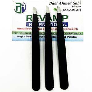 Pince à épiler pour sourcils en acier inoxydable écologique noir mat, revêtement en poudre, durable, pointe inclinée - Product Image 3