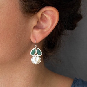 Natural Freshwater Pearl and Green Emerald Gemstone Earrings Female 925 Silver 2025 New Fashion Earrings Light Luxury Earrings - Product Image 3