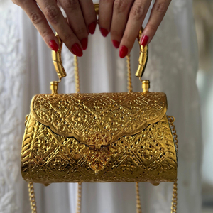 Bolso de Mano Elegante y Lujoso de Metal para Damas, para Bodas, Fiestas y Eventos Nocturnos, Hermoso Bolso de Mano con Adornos de Perlas, Hecho a Mano, Venta al Por Mayor - Product Image 1