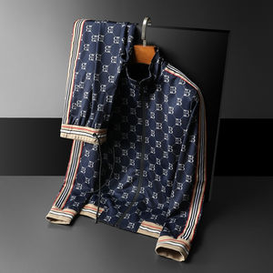 Ropa Deportiva unisex personalizada, prenda deportiva de poliéster con tela de LICRA con cremallera y logotipo impreso, conjunto de dos piezas de sublimación, OEM, venta al por mayor - Product Image 6