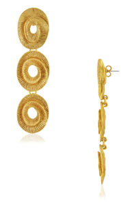 Boucles d'oreilles halo plaquées or de qualité supérieure et élégantes - Product Image 3