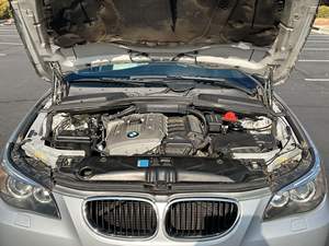 BMW 530XI SPORTS WAGON 2006 Económico, Volante a la Izquierda/Derecha - Product Image 2