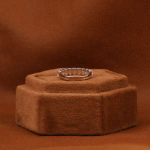 1,8 TCW Lab Grown Cushion Cut Diamond Wedding Band 14KT Oro sólido Classic Certified Nine Diamond Anniversary Anillos de moda - Product Image 5