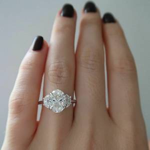 10.00X8.00มม. รูปไข่ไม่มีสีตัด Moissanite สามแหวนหิน10K ทองคำขาว - Product Image 1