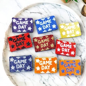 Porte-monnaie Gameday minibag artisanal avec couleur personnalisée pour carte et petits objets essentiels - Product Image 3