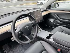 2023 T-E S LA MO D EL 3 PERFORMANCE AWD LISTO PARA ENVIAR - Product Image 2