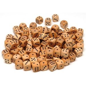 Dados de madera de haya natural Acabado liso para juegos de mesa y familiares - Product Image 1