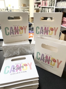 Bao bì Kraft mua sắm túi giấy Trung Quốc nhà máy tùy chỉnh in logo Kraft túi giấy - Product Image 5