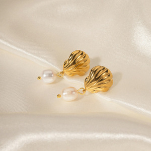 Pendientes de Acero Inoxidable Chapados en Oro de 18K, Estilo <span class=keywords><strong>Playa</strong></span>, Resistentes al Agua, con Perlas de Agua Dulce y Diseño de Concha, para Mujer - Product Image 6