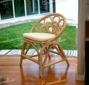 Chaise de luxe pour enfants en bambou tissé de qualité supérieure et rotin, élégante et écologique, chaise Little Starlet pour tout-petits - Product Image 1