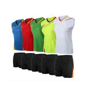 Uniformes de volley-ball sublimés personnalisés avec tissu spandex en polyester durable, contrôle de l'humidité et confort pour les compétitions américaines - Product Image 3