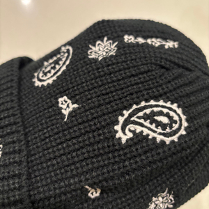 Gorro de Punto de Invierno con Logotipo Personalizado de Diseño Nuevo 2025 para Hombre y Mujer - Product Image 4