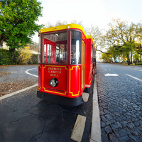 Tram électrique à batterie au lithium avec roues en bois et métal, certifié CE, pour intérieur/extérieur, thème éducatif maternelle