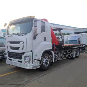 شاحنة إيسوزو جيجا 6×4 ذات سطح مسطح للقطر مع رافعة قابلة للطي بحمولة 12 طن للإنقاذ في حالات الطوارئ وتنظيف الطرق - Product Image 4