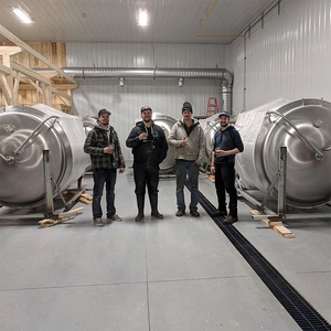 Équipement de <span class=keywords><strong>brassage</strong></span> commercial automatique personnalisé avec cuve sous pression de 2000L-3000L de capacité, en acier inoxydable SUS304, installation sur <span class=keywords><strong>site</strong></span> - Product Image 3