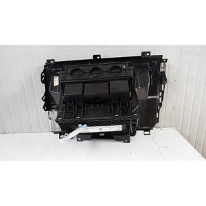แลนด์โรเวอร์ เรนจ์โรเวอร์ อีโวค รุ่นที่ 1 (11>) กล่องเก็บของ 12D-1386-CA9 224DT - Product Image 4