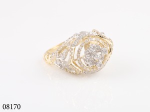 Anillo de compromiso de diamante cultivado en laboratorio de alta demanda para certificado para el Día de San Valentín o un compromiso memorable disponible a granel - Product Image 2